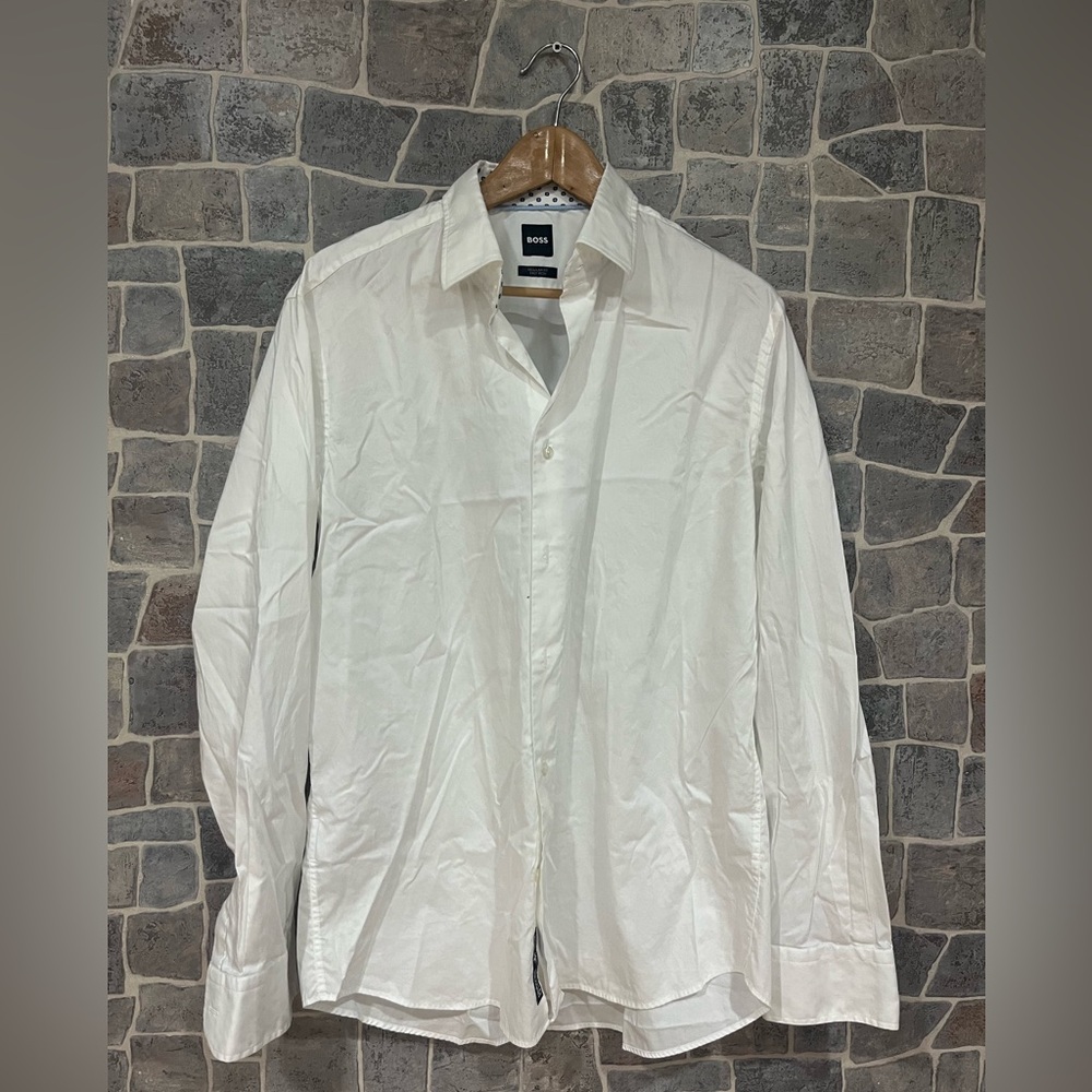 White Hugo Boss Dress Shirt in 16.5/42